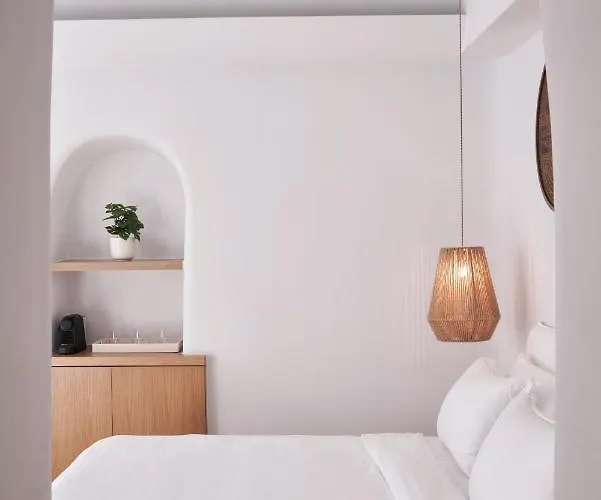 Otel White Mykonos 2*